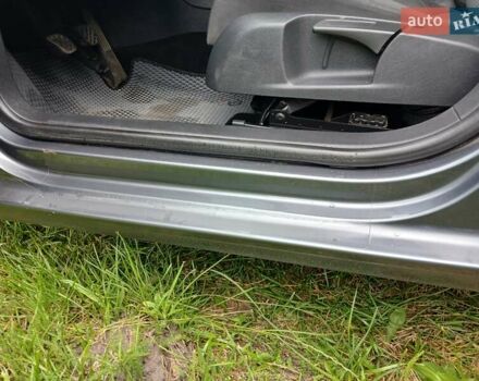 Серый Фольксваген Гольф, объемом двигателя 1.6 л и пробегом 260 тыс. км за 7400 $, фото 23 на Automoto.ua