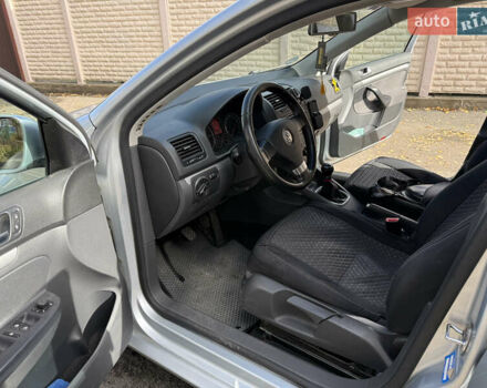 Серый Фольксваген Гольф, объемом двигателя 1.9 л и пробегом 343 тыс. км за 6600 $, фото 14 на Automoto.ua