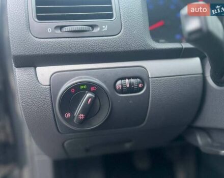 Серый Фольксваген Гольф, объемом двигателя 1.4 л и пробегом 263 тыс. км за 6500 $, фото 26 на Automoto.ua