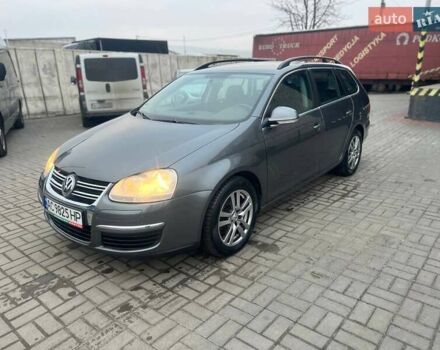 Серый Фольксваген Гольф, объемом двигателя 1.4 л и пробегом 263 тыс. км за 6500 $, фото 1 на Automoto.ua