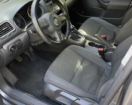 Фольксваген Гольф 2009 в Краматорске на Automoto.ua Серый Фольксваген Гольф, объемом двигателя 1.6 л и пробегом 295 тыс. км за 7200 $, фото 7 на Automoto.ua