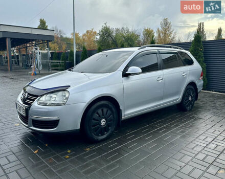 Фольксваген Гольф 2009 в Черкассах на Automoto.ua Серый Фольксваген Гольф, объемом двигателя 1.9 л и пробегом 221 тыс. км за 6950 $, фото 7 на Automoto.ua