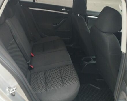 Серый Фольксваген Гольф, объемом двигателя 1.6 л и пробегом 280 тыс. км за 8000 $, фото 2 на Automoto.ua