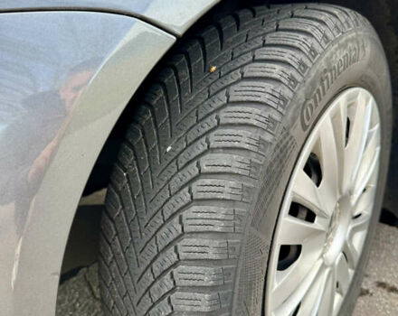 Серый Фольксваген Гольф, объемом двигателя 1.39 л и пробегом 200 тыс. км за 5750 $, фото 3 на Automoto.ua