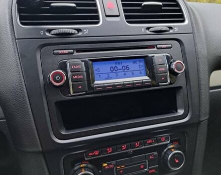 Фольксваген Гольф 2009 в Нетешине на Automoto.ua Серый Фольксваген Гольф, объемом двигателя 1.6 л и пробегом 245 тыс. км за 6900 $, фото 22 на Automoto.ua