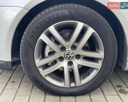 Серый Фольксваген Гольф, объемом двигателя 1.4 л и пробегом 214 тыс. км за 6200 $, фото 11 на Automoto.ua