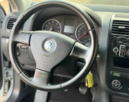 Сірий Фольксваген Гольф, об'ємом двигуна 1.6 л та пробігом 176 тис. км за 7699 $, фото 9 на Automoto.ua