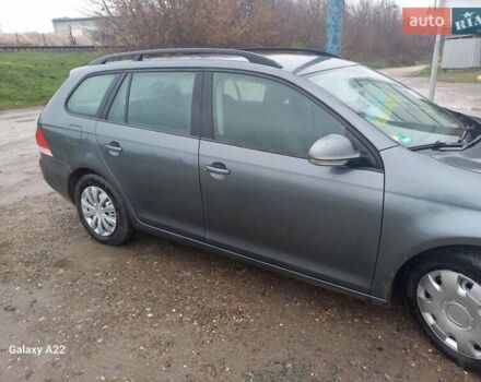 Серый Фольксваген Гольф, объемом двигателя 1.6 л и пробегом 286 тыс. км за 5300 $, фото 2 на Automoto.ua