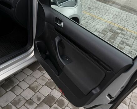 Серый Фольксваген Гольф, объемом двигателя 1.4 л и пробегом 193 тыс. км за 6299 $, фото 17 на Automoto.ua