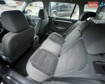 Серый Фольксваген Гольф, объемом двигателя 1.4 л и пробегом 263 тыс. км за 6500 $, фото 18 на Automoto.ua