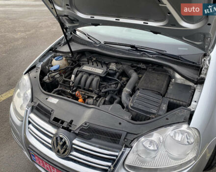 Сірий Фольксваген Гольф, об'ємом двигуна 1.6 л та пробігом 206 тис. км за 6750 $, фото 37 на Automoto.ua