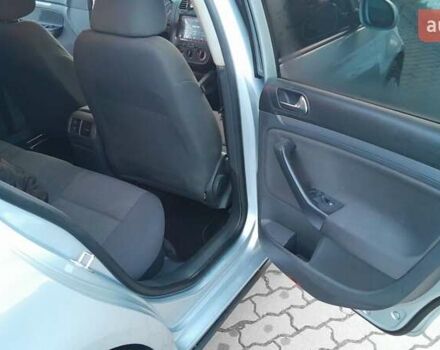 Серый Фольксваген Гольф, объемом двигателя 1.6 л и пробегом 370 тыс. км за 4900 $, фото 18 на Automoto.ua