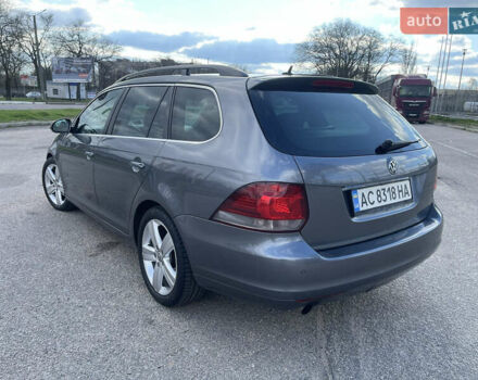 Серый Фольксваген Гольф, объемом двигателя 1.6 л и пробегом 342 тыс. км за 7200 $, фото 2 на Automoto.ua