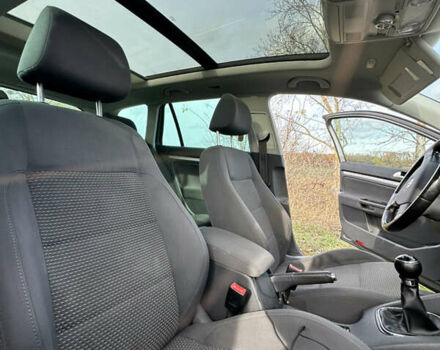 Серый Фольксваген Гольф, объемом двигателя 1.39 л и пробегом 200 тыс. км за 5750 $, фото 24 на Automoto.ua