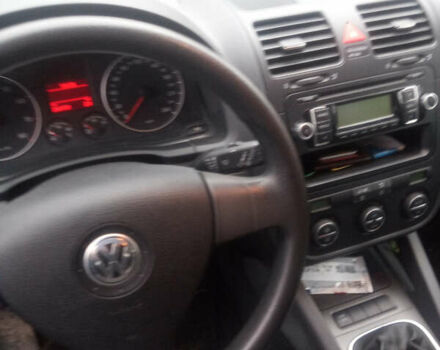 Серый Фольксваген Гольф, объемом двигателя 1.6 л и пробегом 260 тыс. км за 5999 $, фото 5 на Automoto.ua