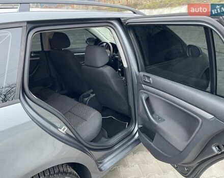 Серый Фольксваген Гольф, объемом двигателя 1.6 л и пробегом 144 тыс. км за 7950 $, фото 27 на Automoto.ua