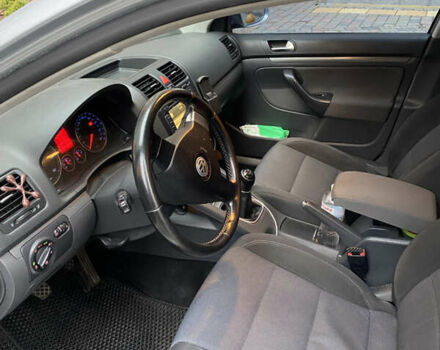 Серый Фольксваген Гольф, объемом двигателя 1.9 л и пробегом 260 тыс. км за 5300 $, фото 5 на Automoto.ua