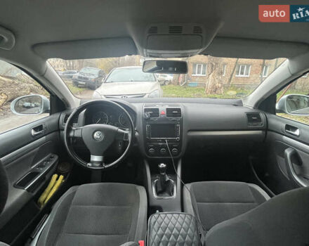 Серый Фольксваген Гольф, объемом двигателя 1.39 л и пробегом 250 тыс. км за 5912 $, фото 39 на Automoto.ua