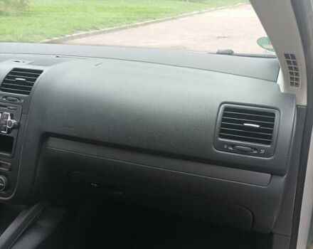 Серый Фольксваген Гольф, объемом двигателя 1.4 л и пробегом 175 тыс. км за 5300 $, фото 36 на Automoto.ua