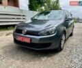 Серый Фольксваген Гольф, объемом двигателя 1.6 л и пробегом 238 тыс. км за 6949 $, фото 1 на Automoto.ua