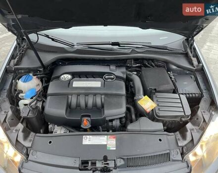 Серый Фольксваген Гольф, объемом двигателя 1.6 л и пробегом 144 тыс. км за 7950 $, фото 41 на Automoto.ua