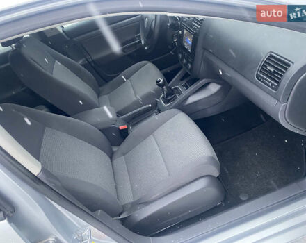 Серый Фольксваген Гольф, объемом двигателя 1.6 л и пробегом 213 тыс. км за 6100 $, фото 22 на Automoto.ua