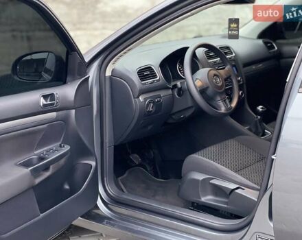 Серый Фольксваген Гольф, объемом двигателя 1.6 л и пробегом 144 тыс. км за 7950 $, фото 33 на Automoto.ua