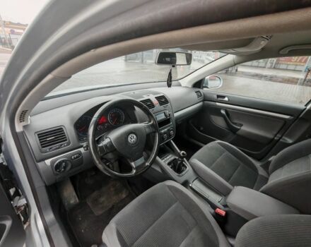 Серый Фольксваген Гольф, объемом двигателя 1.4 л и пробегом 245 тыс. км за 6200 $, фото 16 на Automoto.ua