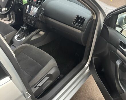 Серый Фольксваген Гольф, объемом двигателя 1.4 л и пробегом 184 тыс. км за 6200 $, фото 8 на Automoto.ua