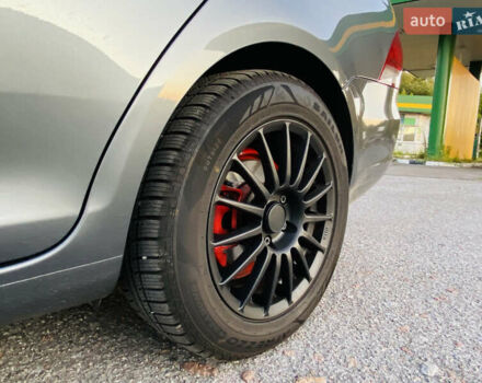 Серый Фольксваген Гольф, объемом двигателя 1.6 л и пробегом 220 тыс. км за 8900 $, фото 11 на Automoto.ua