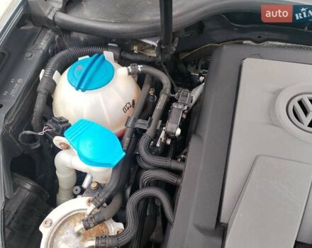 Серый Фольксваген Гольф, объемом двигателя 1.6 л и пробегом 253 тыс. км за 7700 $, фото 26 на Automoto.ua