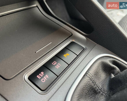 Серый Фольксваген Гольф, объемом двигателя 1.6 л и пробегом 225 тыс. км за 6450 $, фото 23 на Automoto.ua