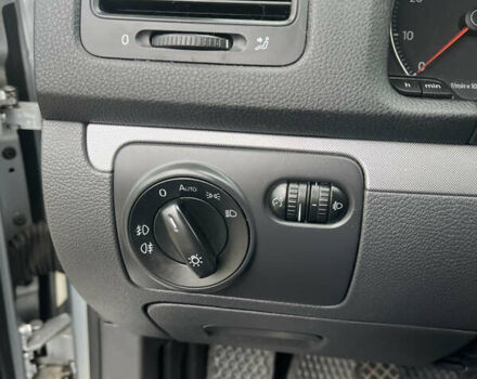 Серый Фольксваген Гольф, объемом двигателя 1.39 л и пробегом 241 тыс. км за 7000 $, фото 8 на Automoto.ua