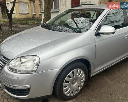 Серый Фольксваген Гольф, объемом двигателя 1.39 л и пробегом 250 тыс. км за 5912 $, фото 1 на Automoto.ua
