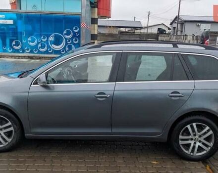 Серый Фольксваген Гольф, объемом двигателя 1.6 л и пробегом 351 тыс. км за 6500 $, фото 4 на Automoto.ua