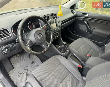 Серый Фольксваген Гольф, объемом двигателя 1.39 л и пробегом 257 тыс. км за 5750 $, фото 22 на Automoto.ua