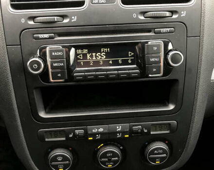 Сірий Фольксваген Гольф, об'ємом двигуна 1.4 л та пробігом 220 тис. км за 5150 $, фото 10 на Automoto.ua