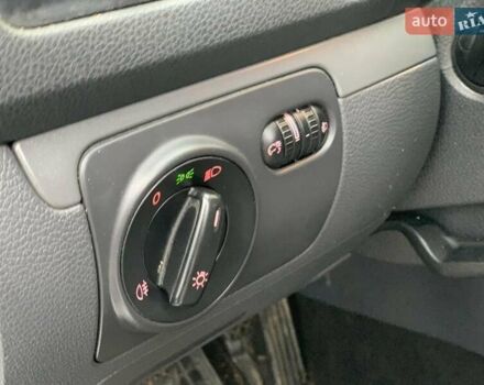 Серый Фольксваген Гольф, объемом двигателя 1.9 л и пробегом 280 тыс. км за 6690 $, фото 19 на Automoto.ua