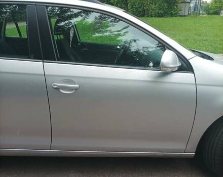 Серый Фольксваген Гольф, объемом двигателя 1.4 л и пробегом 175 тыс. км за 5300 $, фото 52 на Automoto.ua