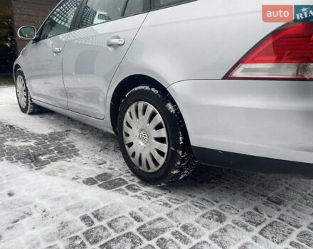 Серый Фольксваген Гольф, объемом двигателя 1.6 л и пробегом 213 тыс. км за 6100 $, фото 5 на Automoto.ua
