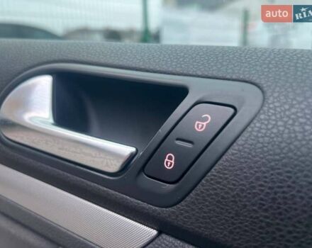 Серый Фольксваген Гольф, объемом двигателя 1.4 л и пробегом 263 тыс. км за 6500 $, фото 30 на Automoto.ua