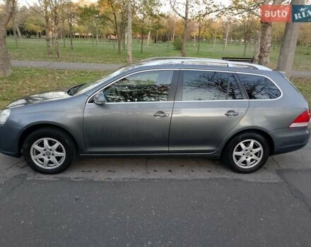 Серый Фольксваген Гольф, объемом двигателя 1.4 л и пробегом 237 тыс. км за 7500 $, фото 2 на Automoto.ua