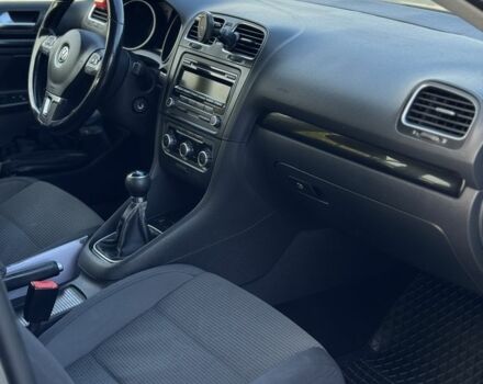 Серый Фольксваген Гольф, объемом двигателя 1.6 л и пробегом 270 тыс. км за 6900 $, фото 6 на Automoto.ua