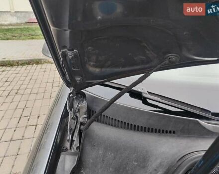 Серый Фольксваген Гольф, объемом двигателя 1.6 л и пробегом 253 тыс. км за 7700 $, фото 15 на Automoto.ua