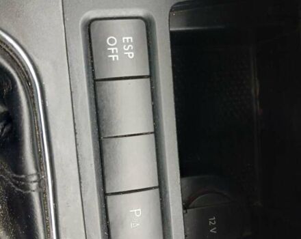 Серый Фольксваген Гольф, объемом двигателя 1.6 л и пробегом 260 тыс. км за 7400 $, фото 27 на Automoto.ua