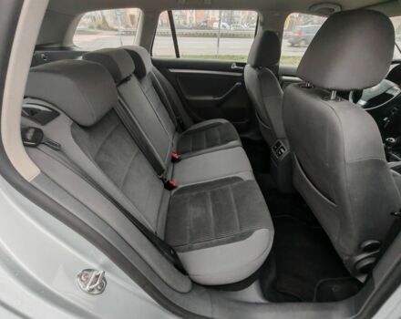 Серый Фольксваген Гольф, объемом двигателя 1.4 л и пробегом 245 тыс. км за 6200 $, фото 22 на Automoto.ua