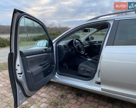 Серый Фольксваген Гольф, объемом двигателя 1.9 л и пробегом 343 тыс. км за 5900 $, фото 45 на Automoto.ua