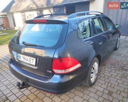 Серый Фольксваген Гольф, объемом двигателя 1.4 л и пробегом 325 тыс. км за 6300 $, фото 3 на Automoto.ua