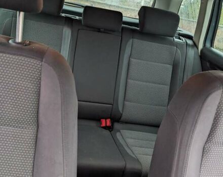 Серый Фольксваген Гольф, объемом двигателя 1.6 л и пробегом 351 тыс. км за 6500 $, фото 12 на Automoto.ua