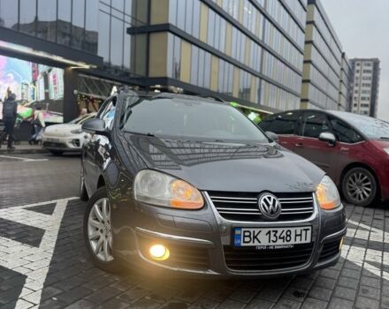 Серый Фольксваген Гольф, объемом двигателя 1.9 л и пробегом 284 тыс. км за 5500 $, фото 2 на Automoto.ua